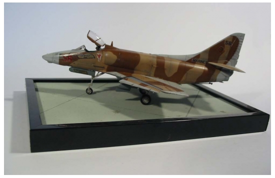 Fujimi 1/72 A-4E/F Topgun - Scale Modelers world.