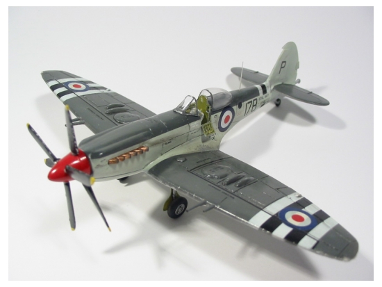 JAYS Model Kits 1/72 Supermarine Seafire Mk 47 - Scale Modelers world.