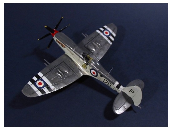 JAYS Model Kits 1/72 Supermarine Seafire Mk 47 - Scale Modelers world.