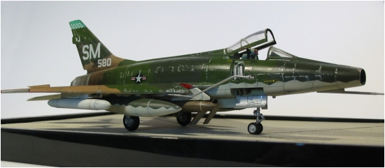 Italeri 1/72 F-100 Super Sabre - Scale Modelers world.