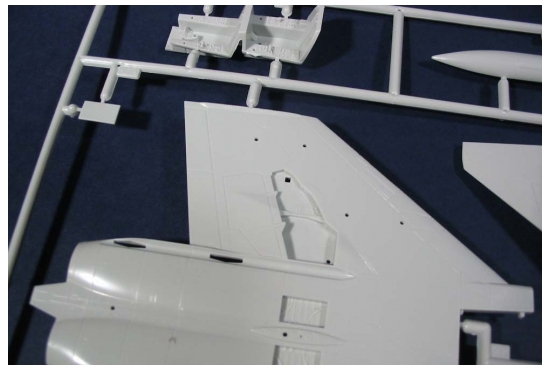 Revell 1/72 F-4F PHANTOM II - Scale Modelers world.