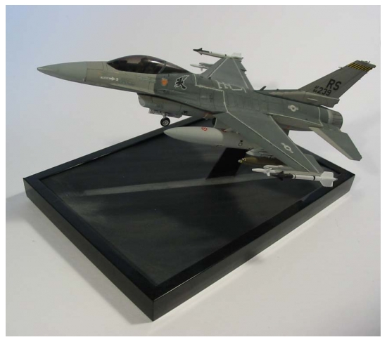 Hasegawa 1/72 F-16C Fighting Falcon - Scale Modelers world.