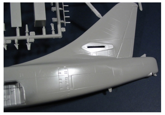 Italeri 1/72 Douglas EB 66 E-DL - Scale Modelers world.
