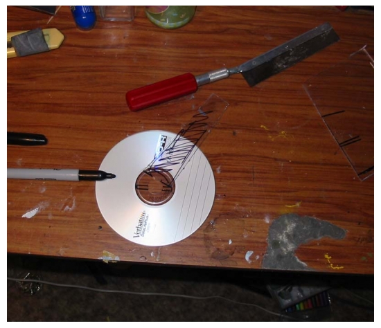 N/A N/A Aicraft Stands From old CDs - Scale Modelers world.