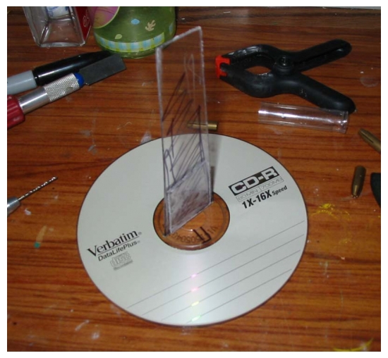 N/A N/A Aicraft Stands From old CDs - Scale Modelers world.