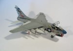 Italeri 1/72 A-7E Corsair II Image 8