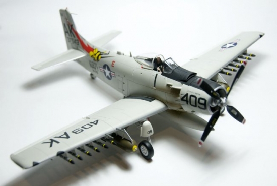 Tamiya 1/48 A-1H Skyraider - Scale Modelers world.