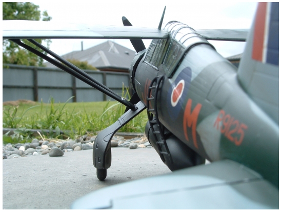Revell 1/32 Lysander MK III SD - Scale Modelers world.